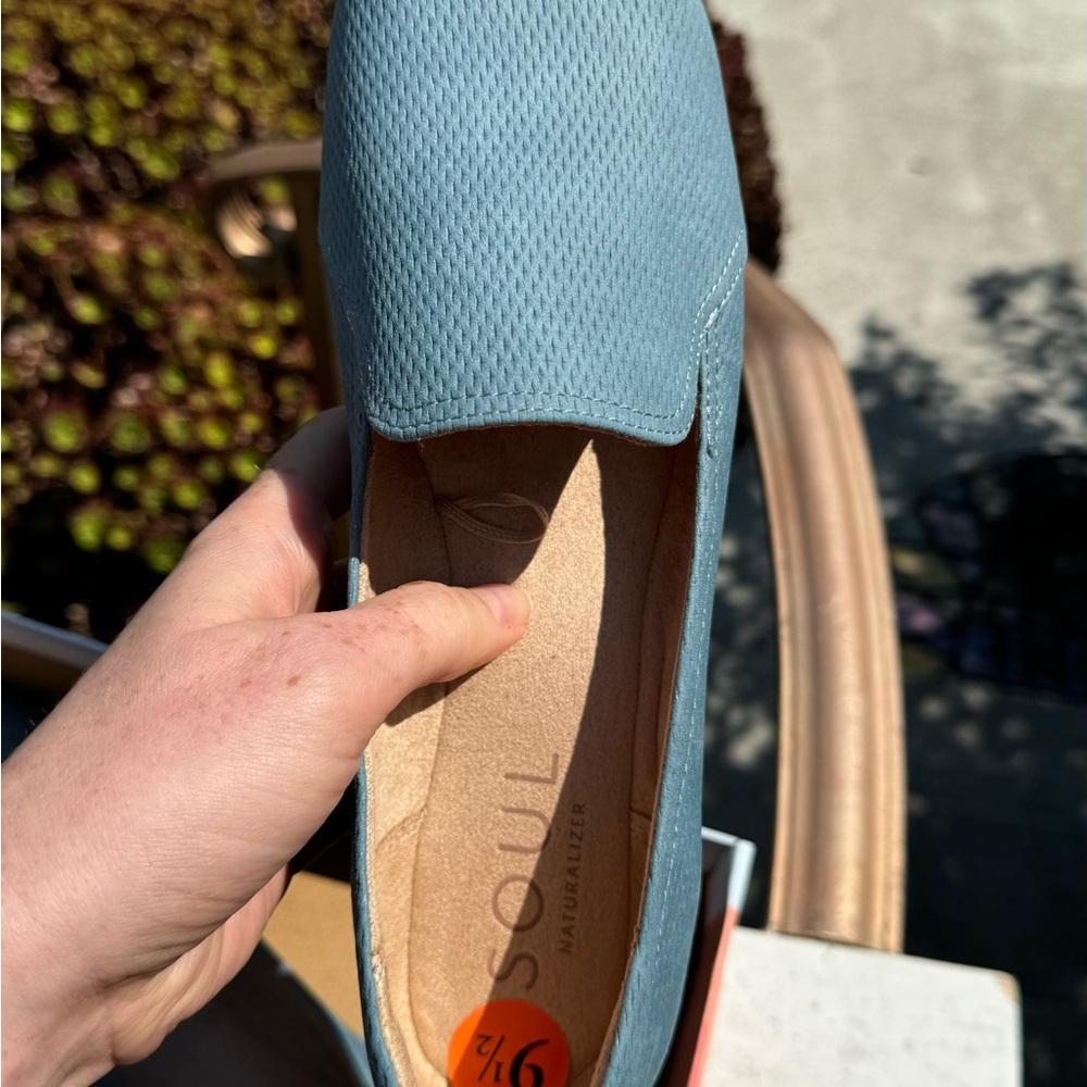 Soul naturalizer business casual slip on shoe in blue - Picture 5 of 7